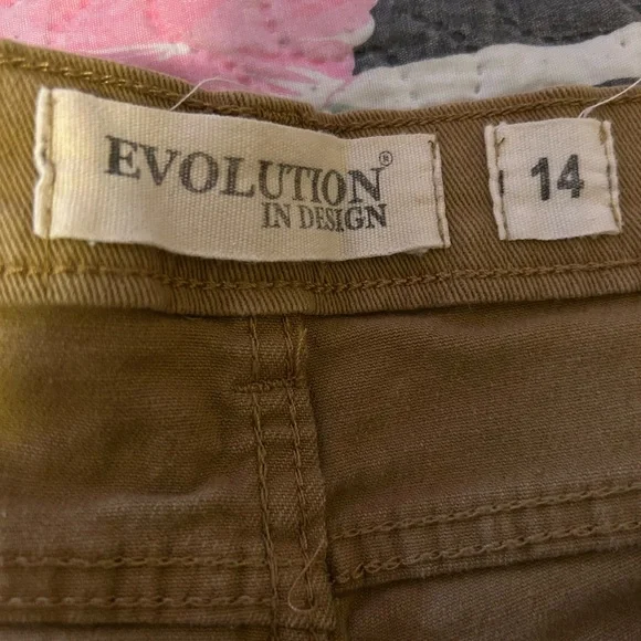 Evolution in Design kid Jean size 14 (USED ) - Picture 2 of 5